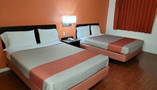Standard Room, 2 Queen Beds, Accessible, Non Smoking
