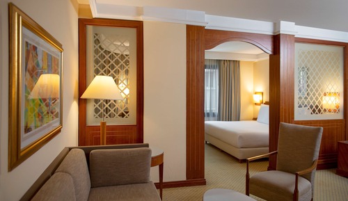 Suite, 1 Bedroom (Lounge Access)
