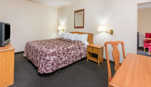 Room, 1 Queen Bed, Smoking