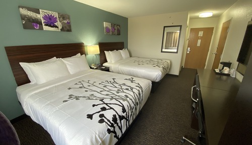 Standard Room, 2 Queen Beds, Non Smoking