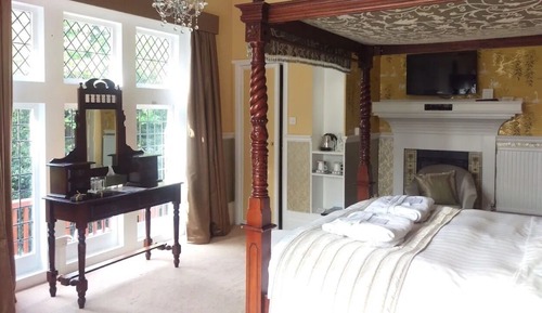 Signature Double Room, Ensuite, Garden View