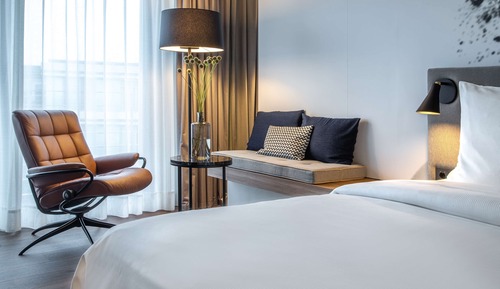 Premium Room, City View