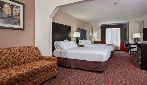 Suite, Multiple Beds