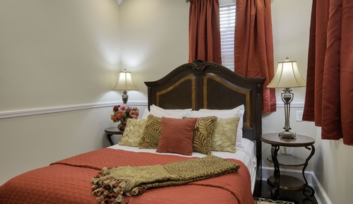 Premium Suite, 1 Queen Bed with Sofa bed, City View (Cadiz Suite)