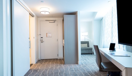 Earth Tower - Horizon Suite 2 Queen Beds