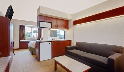 Studio Suite, 1 Queen Bed, Non Smoking