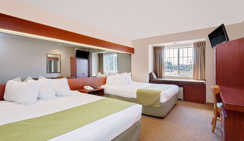 Room, 2 Queen Beds, Non Smoking