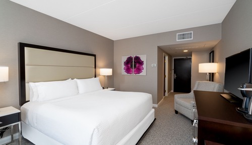 Standard Room, 1 King Bed