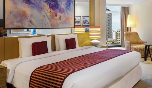 Grand Room, 1 King Bed, Non Smoking