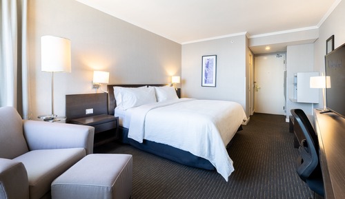 Standard Room, 1 King Bed, Ocean View