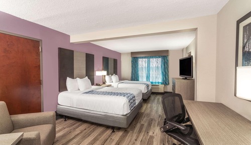 Room, 2 Queen Beds, Accessible, Non Smoking (Mobility Accessible)