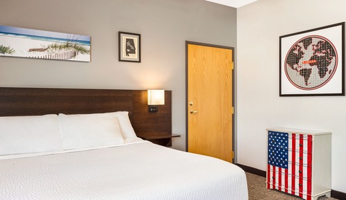 Studio Suite, 1 King Bed, Accessible, Non Smoking (Mobility Accessible)