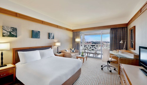 Deluxe Room, 1 King Bed