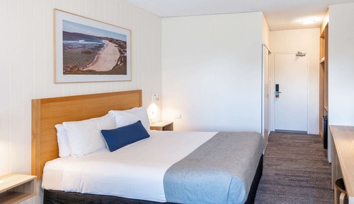 Privilege, Room, 1 King Bed