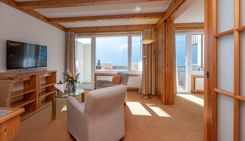 Junior Studio Suite