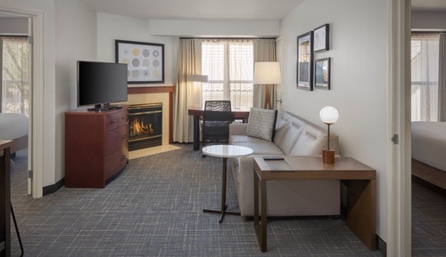 Suite, 1 Bedroom (Mobility/Hearing Accessible, Tub)