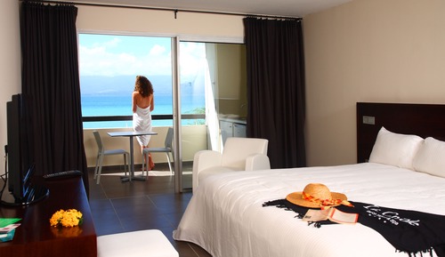 Room, Sea View