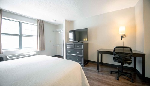 Studio, 1 Queen Bed, Non Smoking