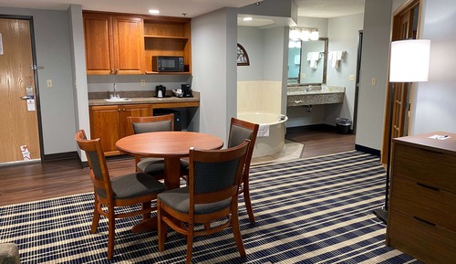 Deluxe Suite, 1 Bedroom, Non Smoking (One-Bedroom)