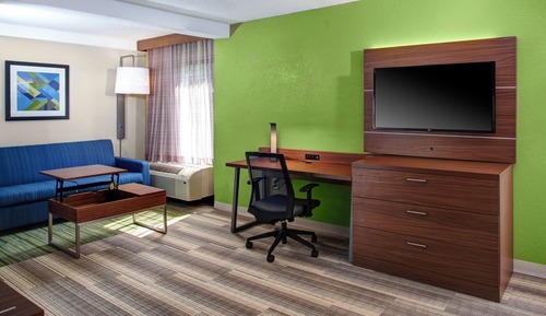 Suite, 1 Queen Bed with Sofa bed (Additional Living Area)