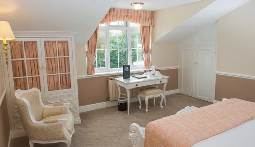 Manor House Superior Room