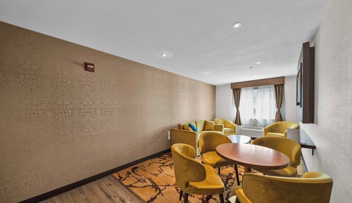 Suite, 1 King Bed, Non Smoking
