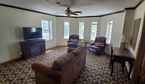 Superior Suite, Jetted Tub, Mountain View