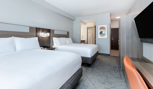 Standard Room, 2 Queen Beds, Mobility Accessible (Accessible Tub)