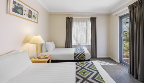 Two Bedroom Apartment with Two Bathrooms - Long Stay
