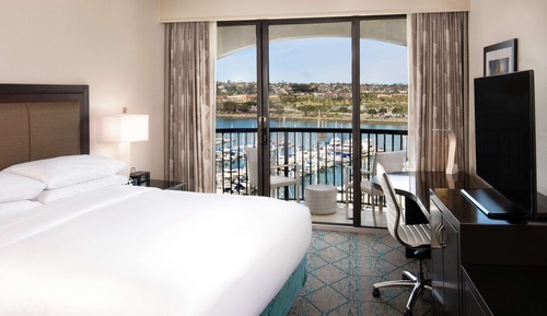 Suite, 1 Bedroom, 1 King Bed, Marina View