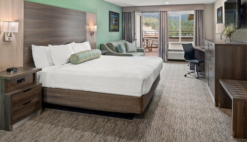 Suite, 1 King Bed with Sofa bed, Balcony