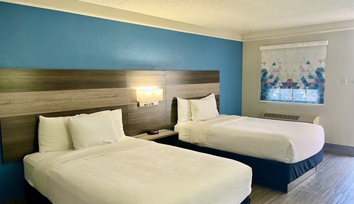 Deluxe Room, 2 Double Beds, Non Smoking