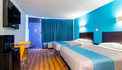Standard Room, 2 Queen Beds, Non Smoking, Refrigerator & Microwave