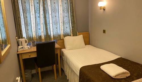 Standard Single Room, Ensuite