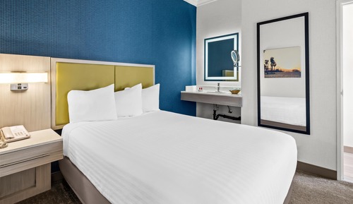 Suite, 2 Double Beds, Non Smoking, Refrigerator & Microwave