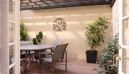Room, 1 King Bed, Patio