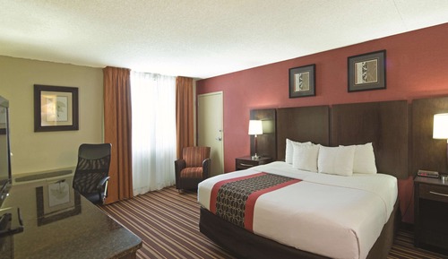 Room, 2 Double Beds, Non Smoking (Mobility Accessible)