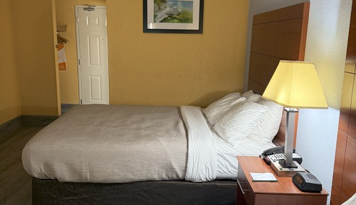 Standard Room, 2 Queen Beds, Non Smoking