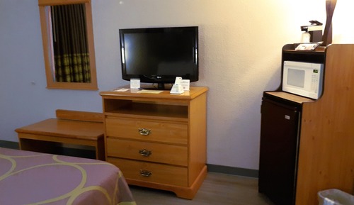 Room, 1 King Bed, Non Smoking (Mobility Accessible)
