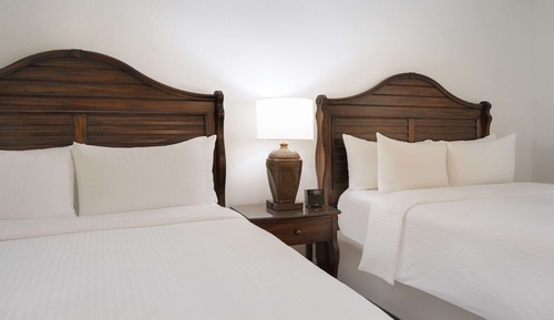 Deluxe 2 Double beds Guest Room