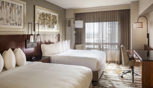 Room, 2 Queen Beds, City View