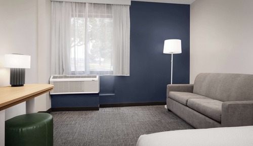 Room, 1 King Bed, Accessible, Bathtub (Mobility)