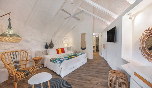 Premium Bungalow (Garden)