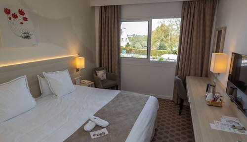 Comfort Room, 1 Queen Bed (Twin bed on request)