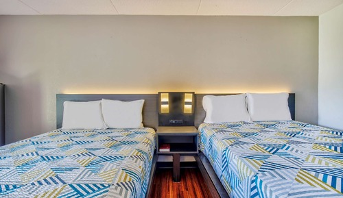 Deluxe Room, 2 Queen Beds, Smoking, Refrigerator & Microwave