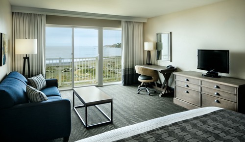 Room, 1 King Bed, Accessible, Oceanfront (Pet Friendly)