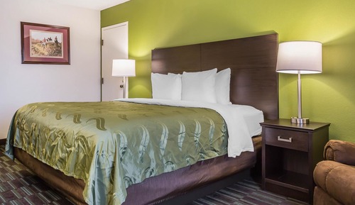 Standard Room, 1 King Bed, Non Smoking