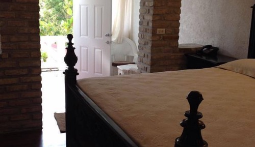 Standard Suite, 1 King Bed