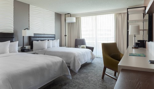 Traditional Room, 2 Queen Beds, Non Smoking