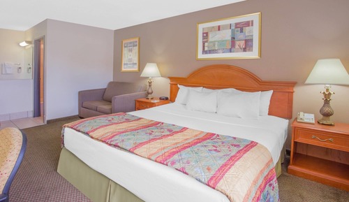 Room, 1 King Bed, Non Smoking